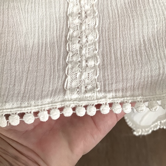 “Kismet” Cold Shoulder Top - Picture 4 of 6